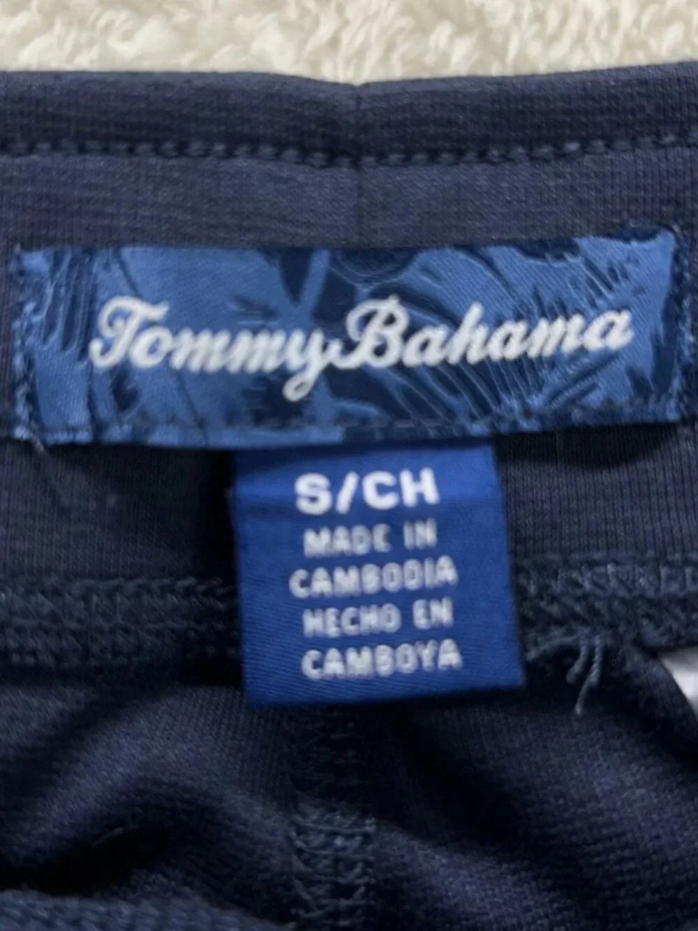 Tommy Bahama check photos