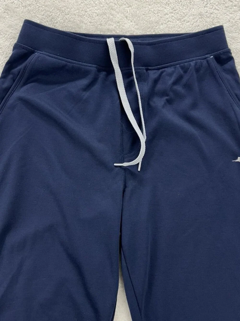 Tommy Bahama check photos