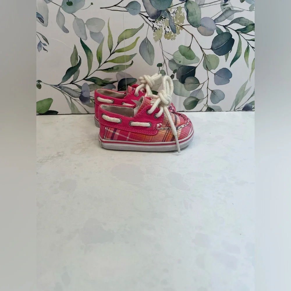 Sperry beautiful pink
