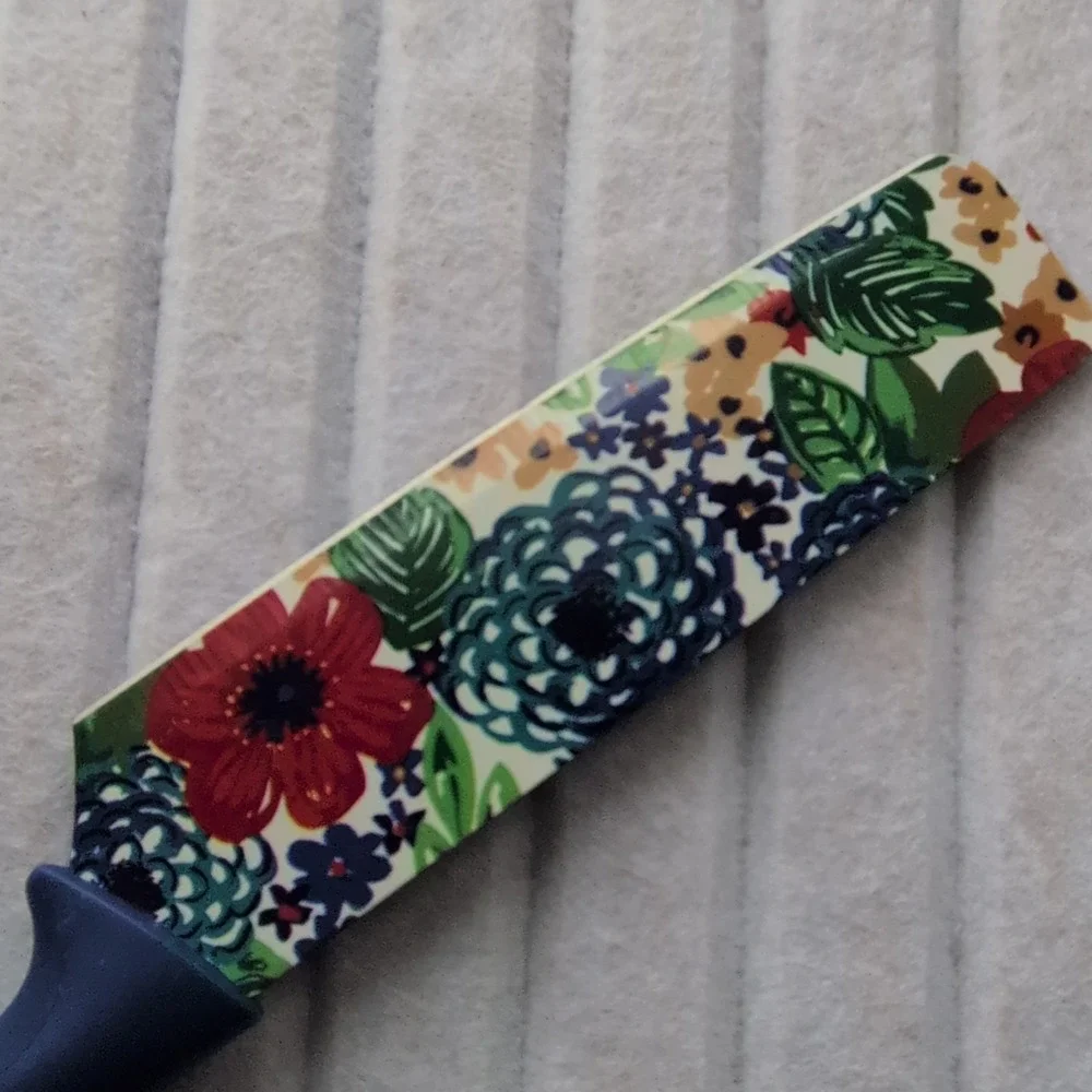 The Unbranded Brand multicolor floral