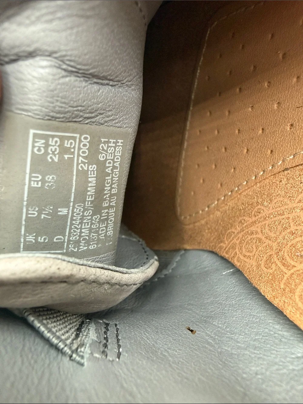 Clarks lightweight flats