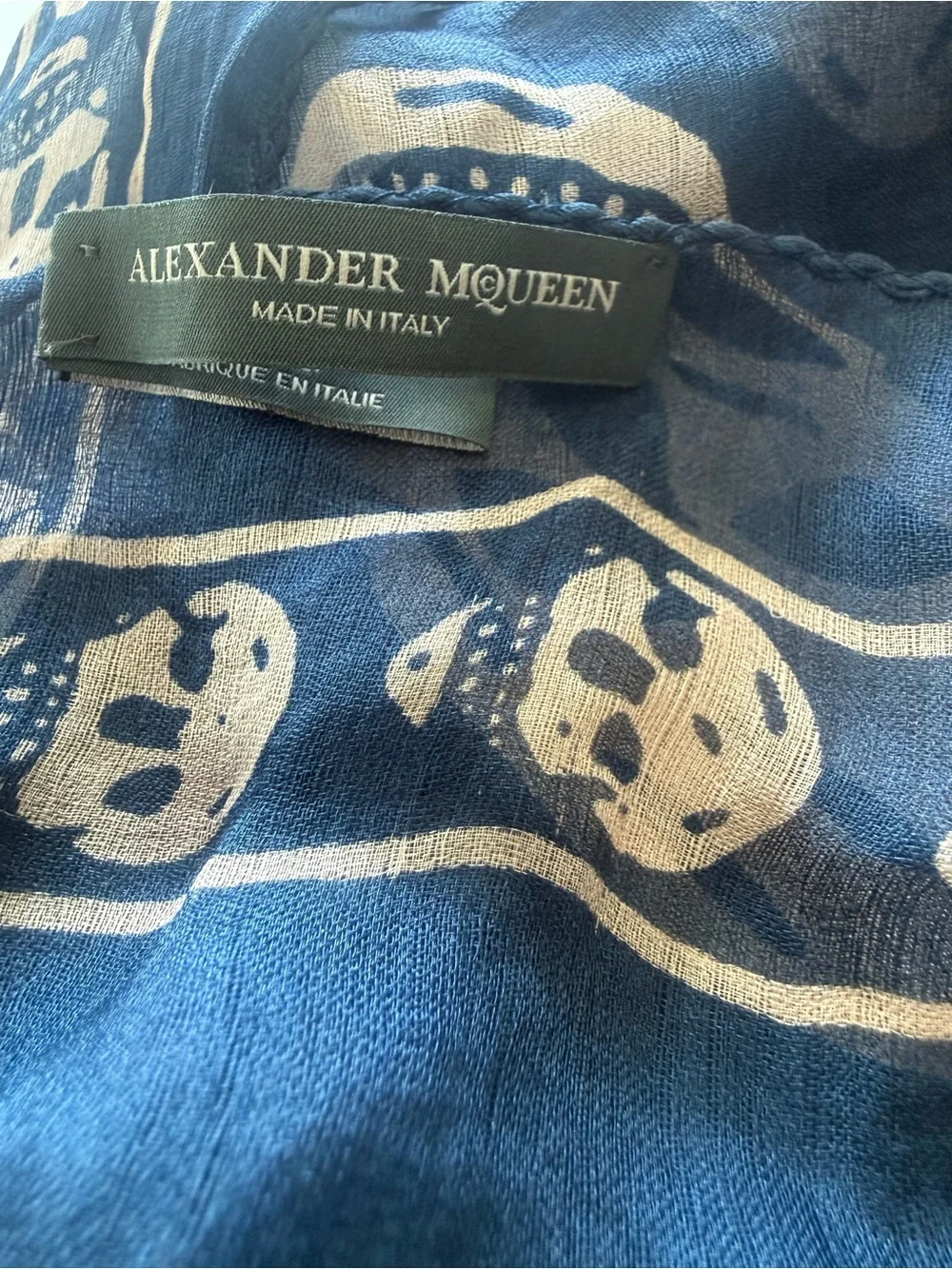 Alexander McQueen 100% silk