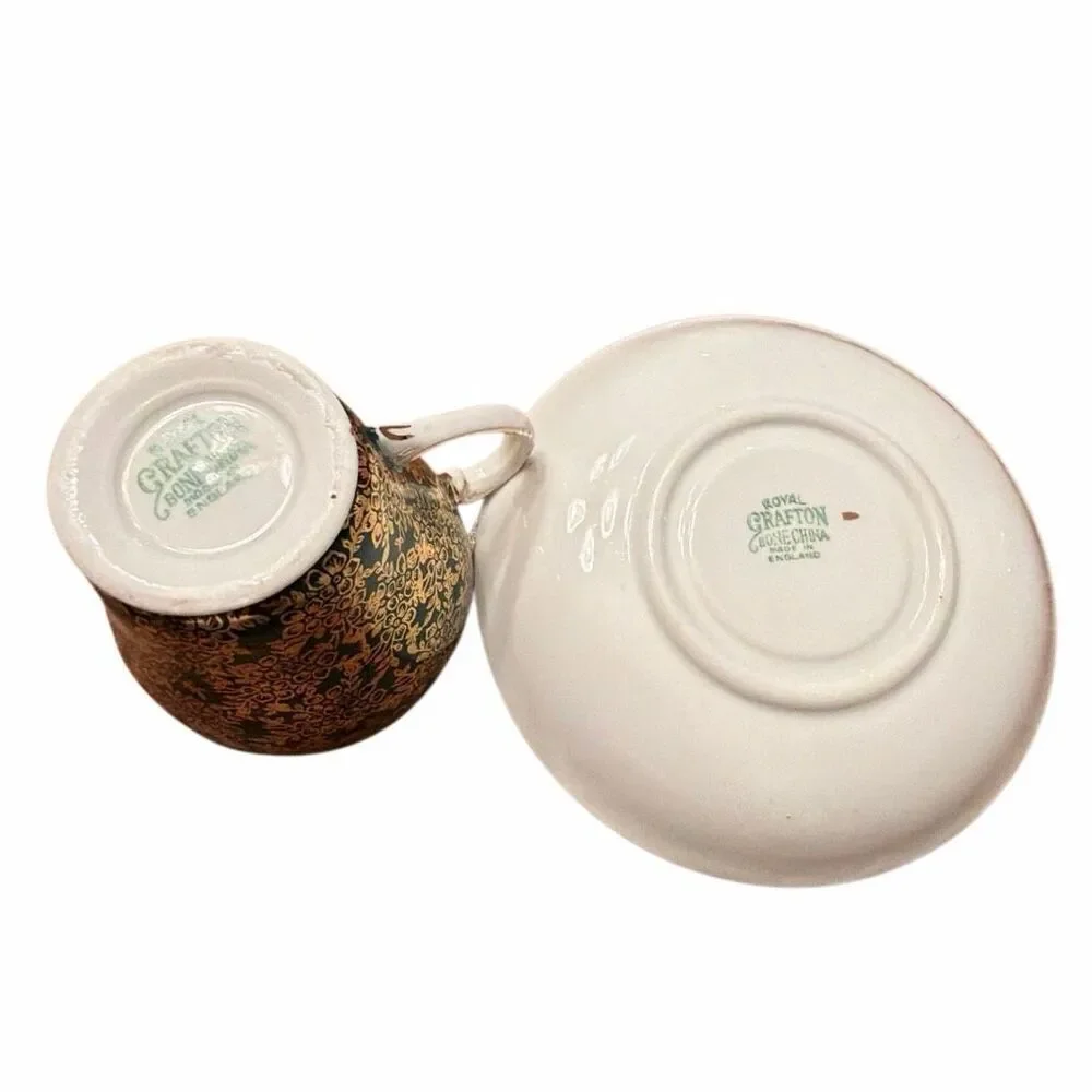 Royal Albert vibrant party