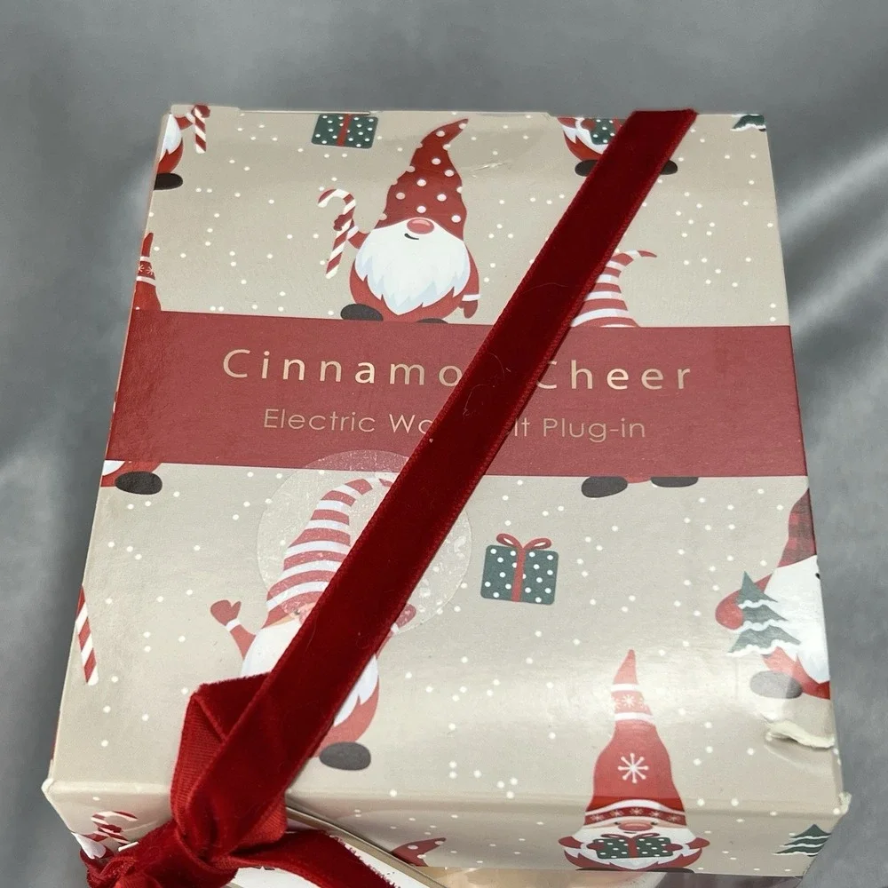 The Unbranded Brand cheer cinnamon send