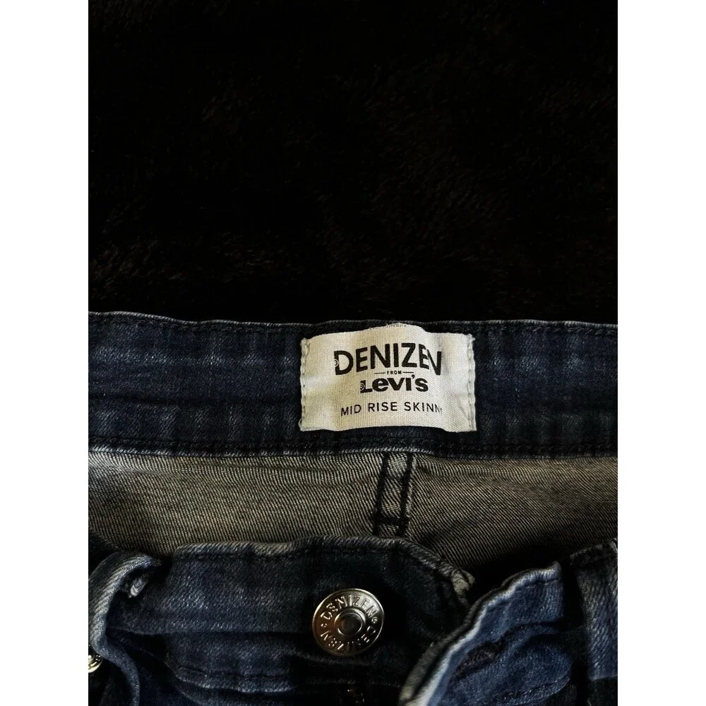 Levis mid closure