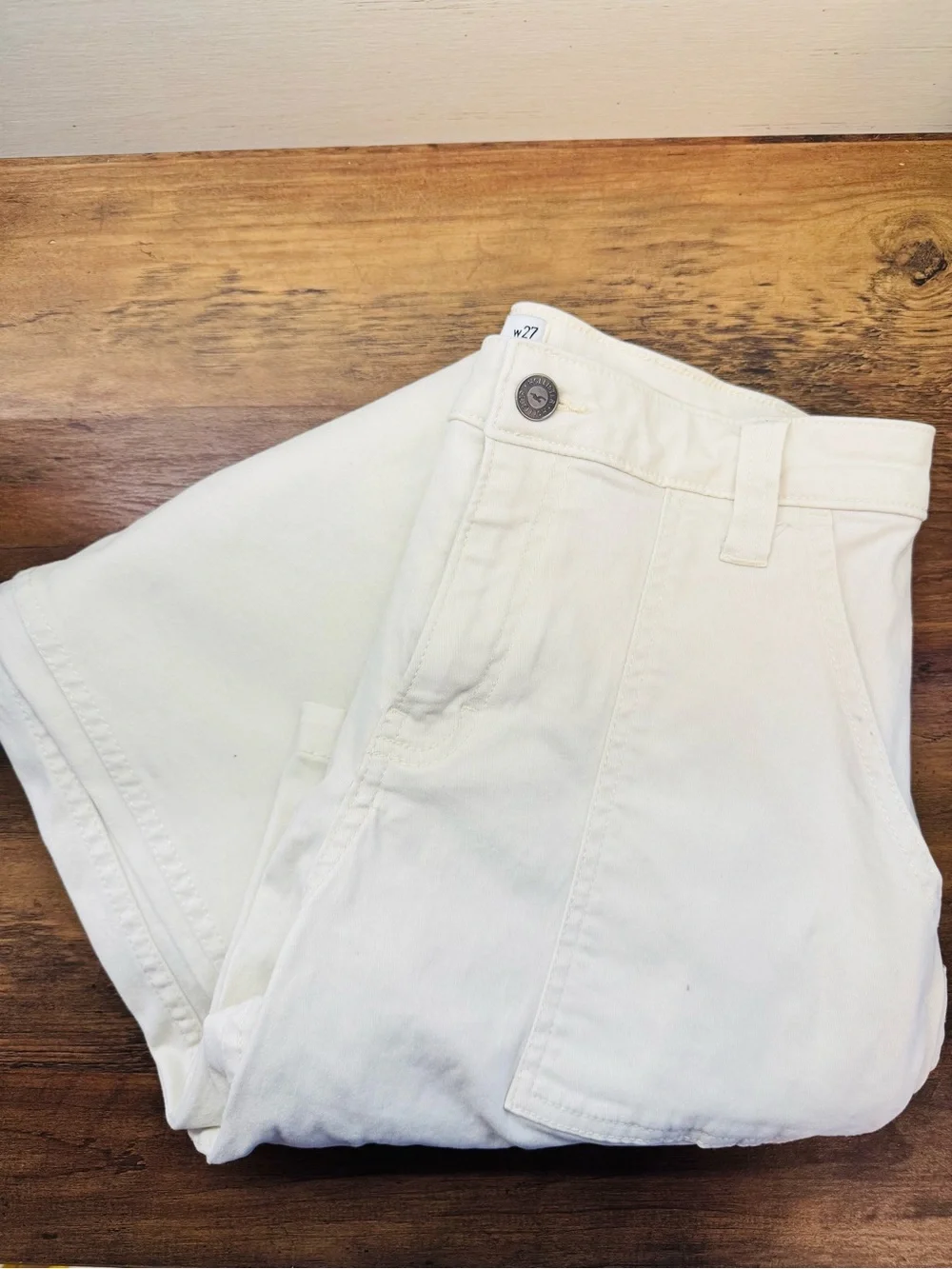 Hollister gently used