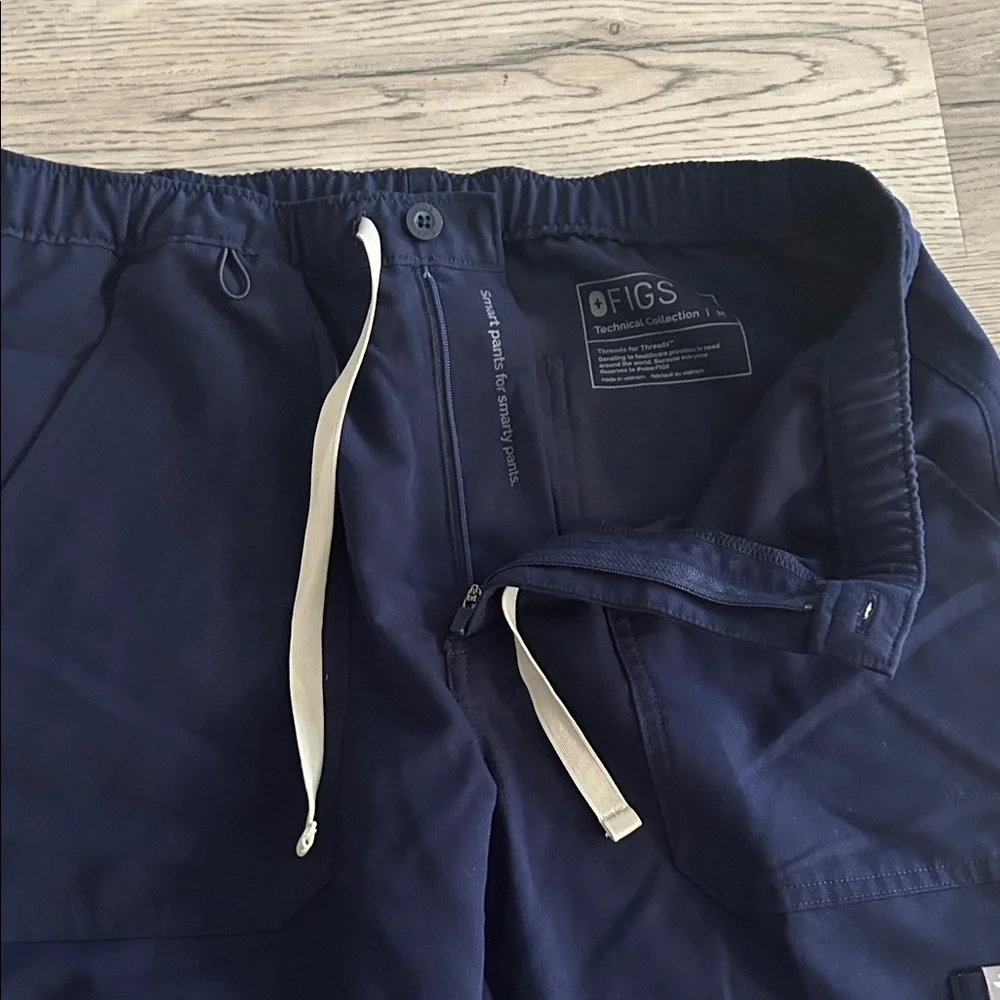 Figs men’s navy