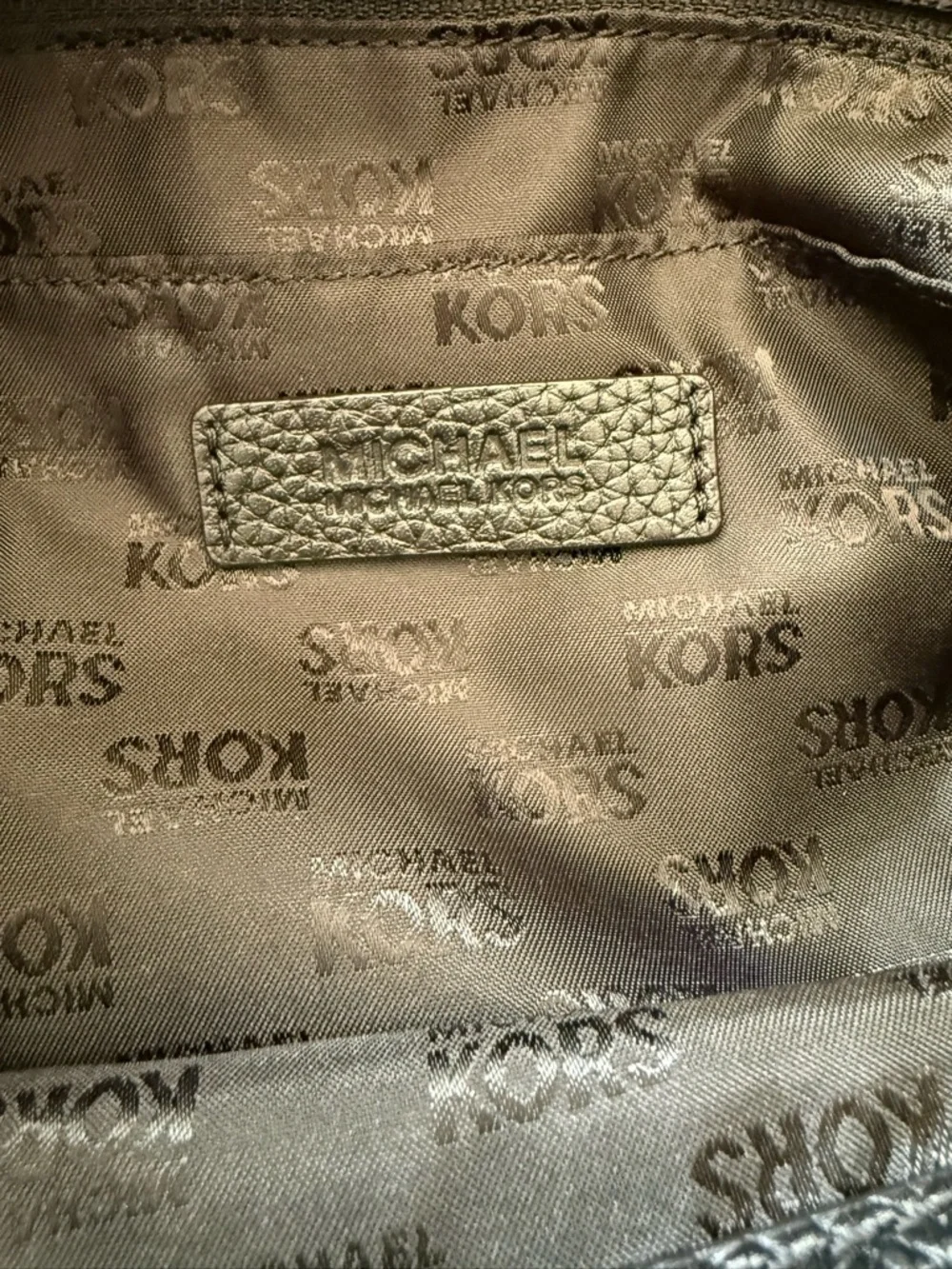 Michael Kors classic michael