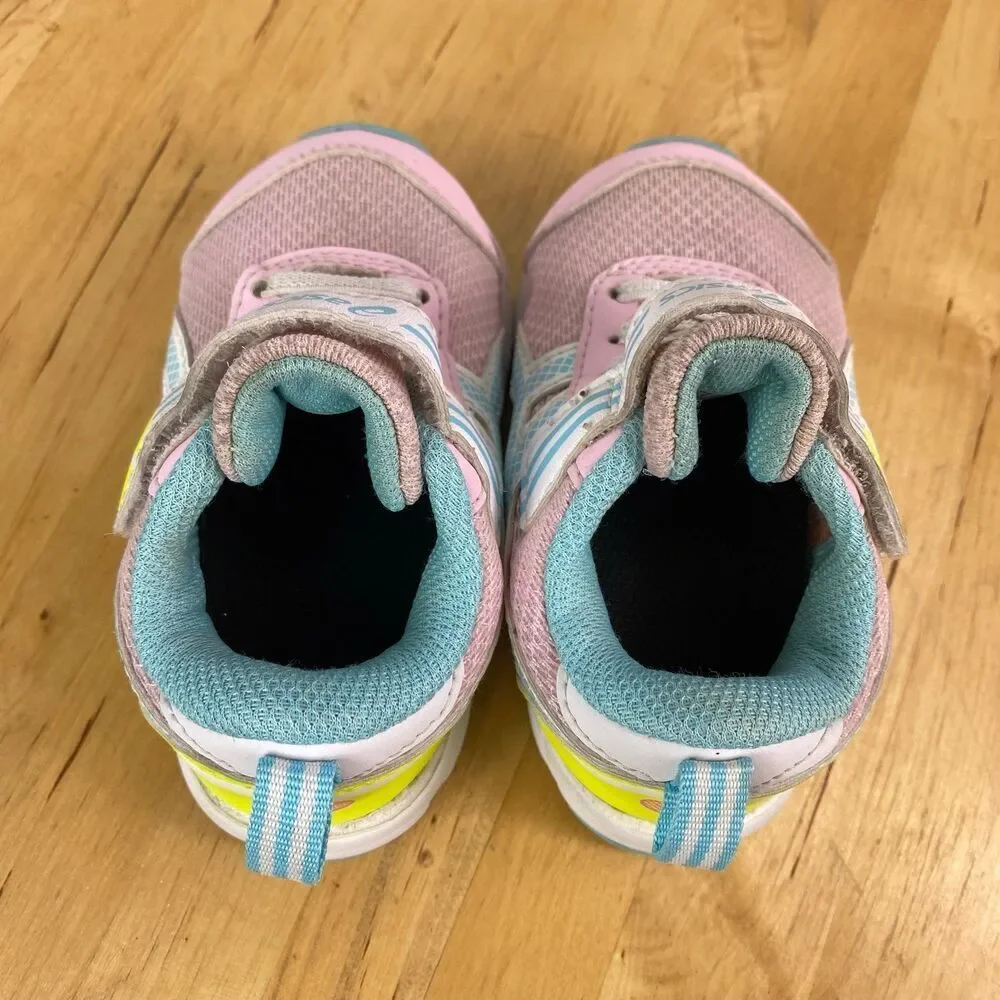 Asics baby girl