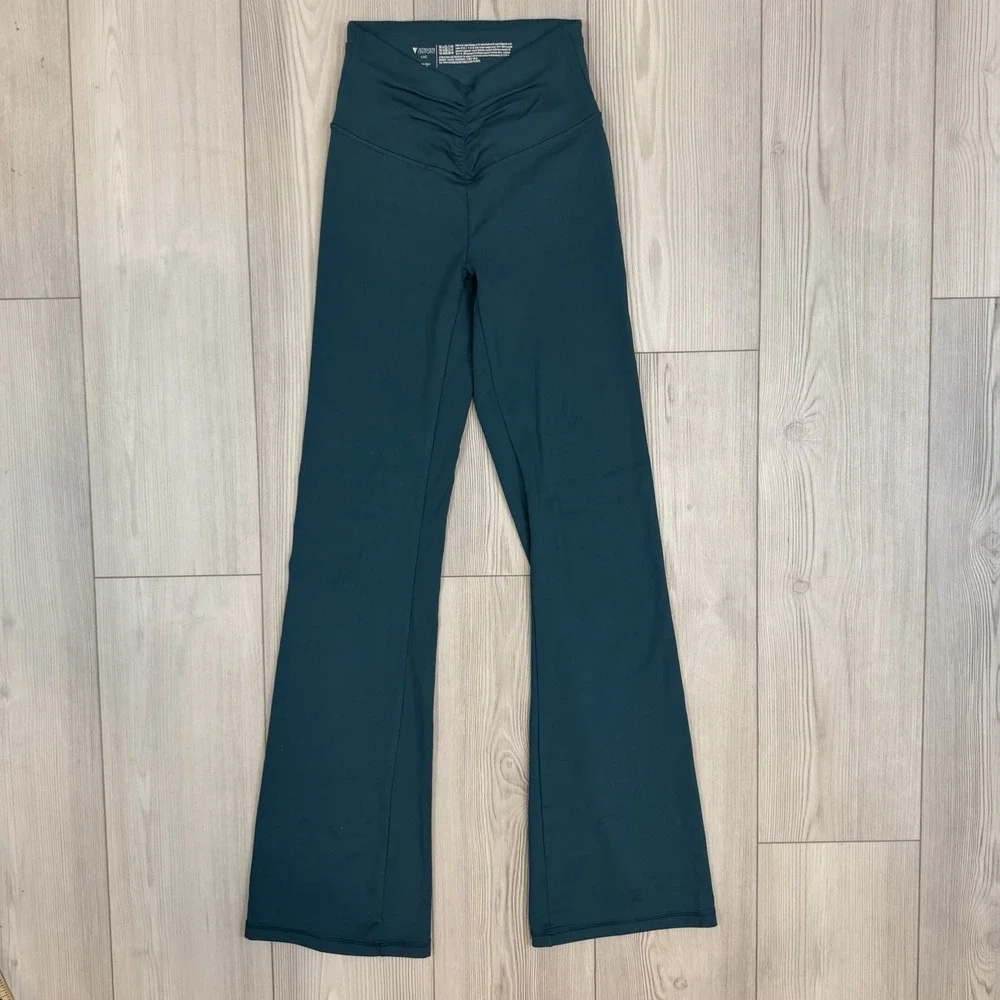 Victoria's Secret ON POINT Athletic Leggings Teal LIVE Flare Pants XS Ruched