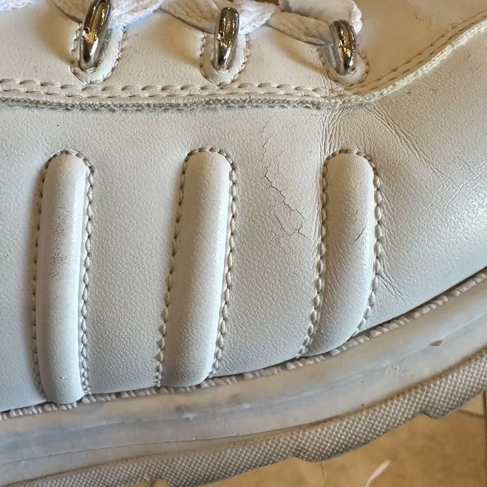 Lugz re solid