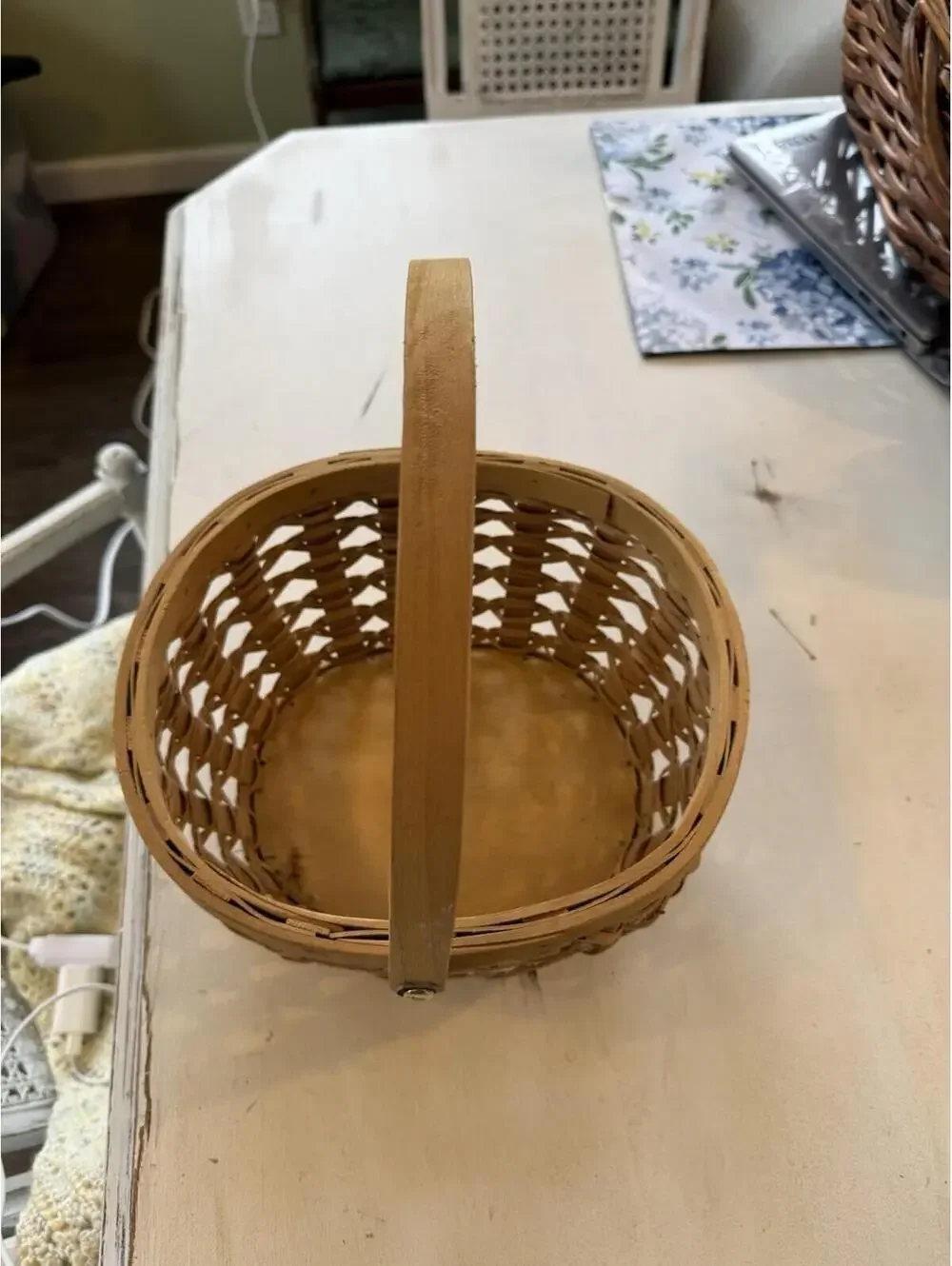 N/A grand basket