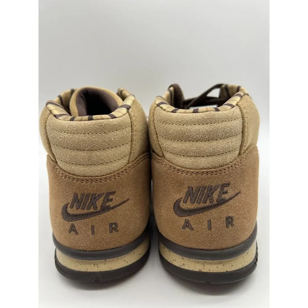 Nike air brown size