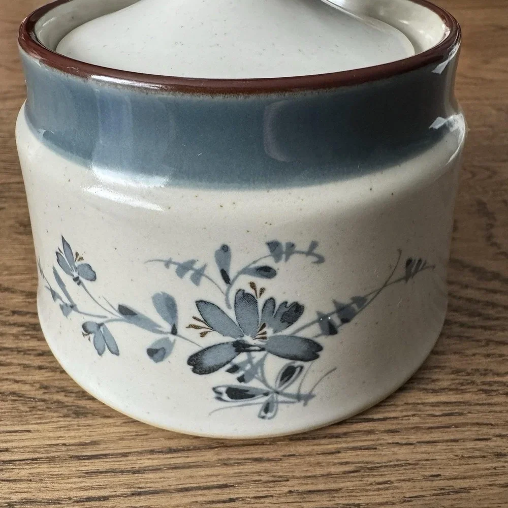 Noritake stoneware blue production