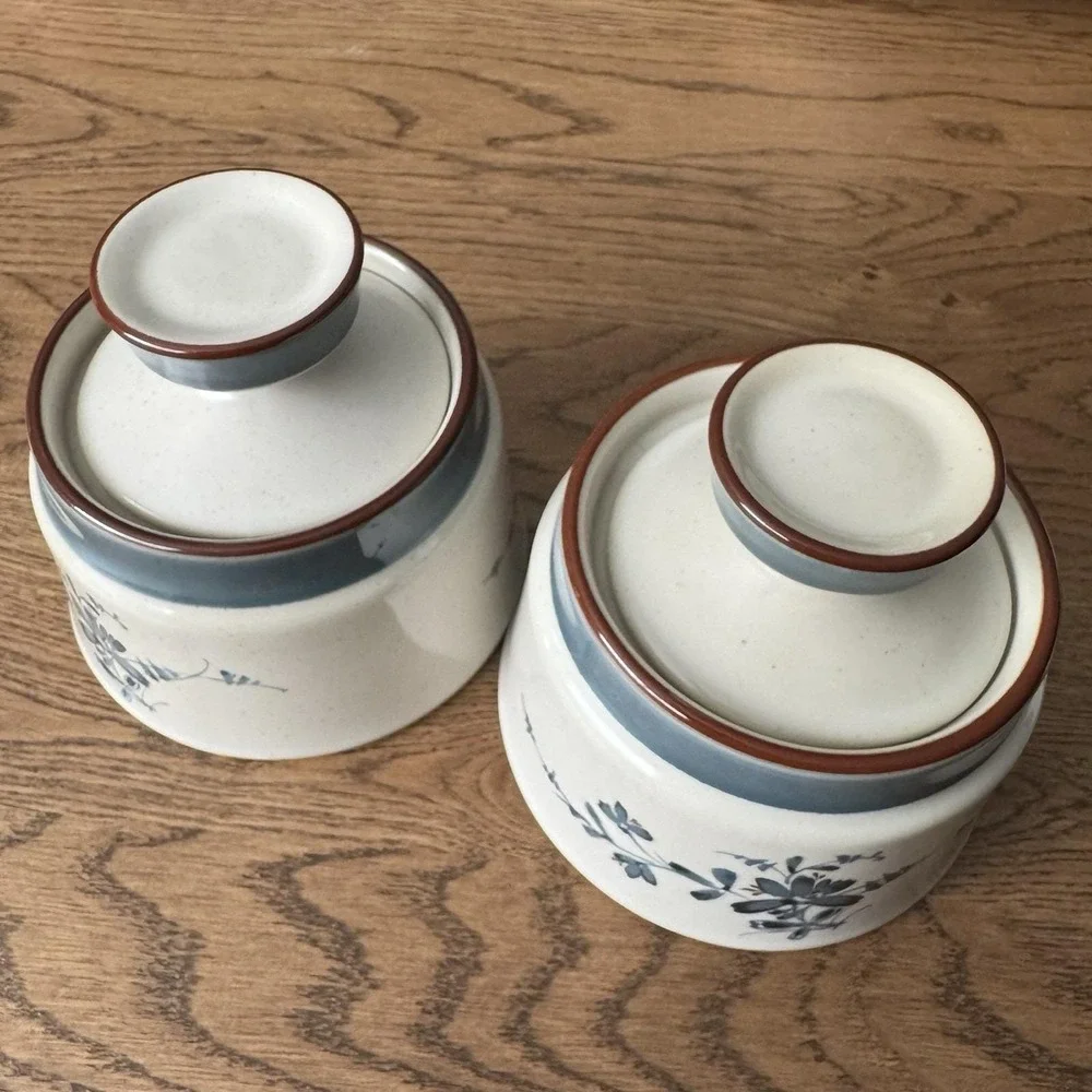 Noritake backstamp set