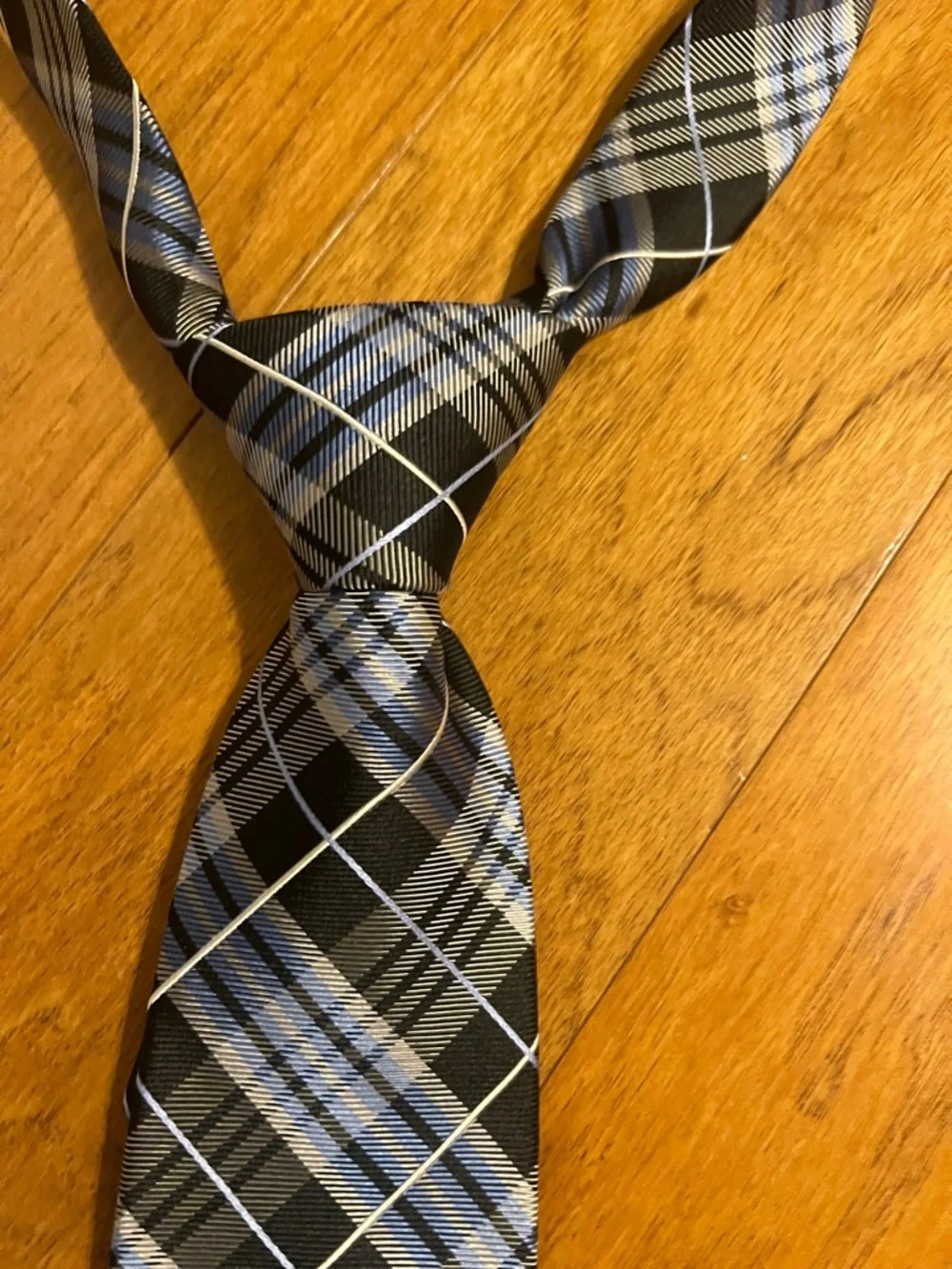 Izod silk tie
