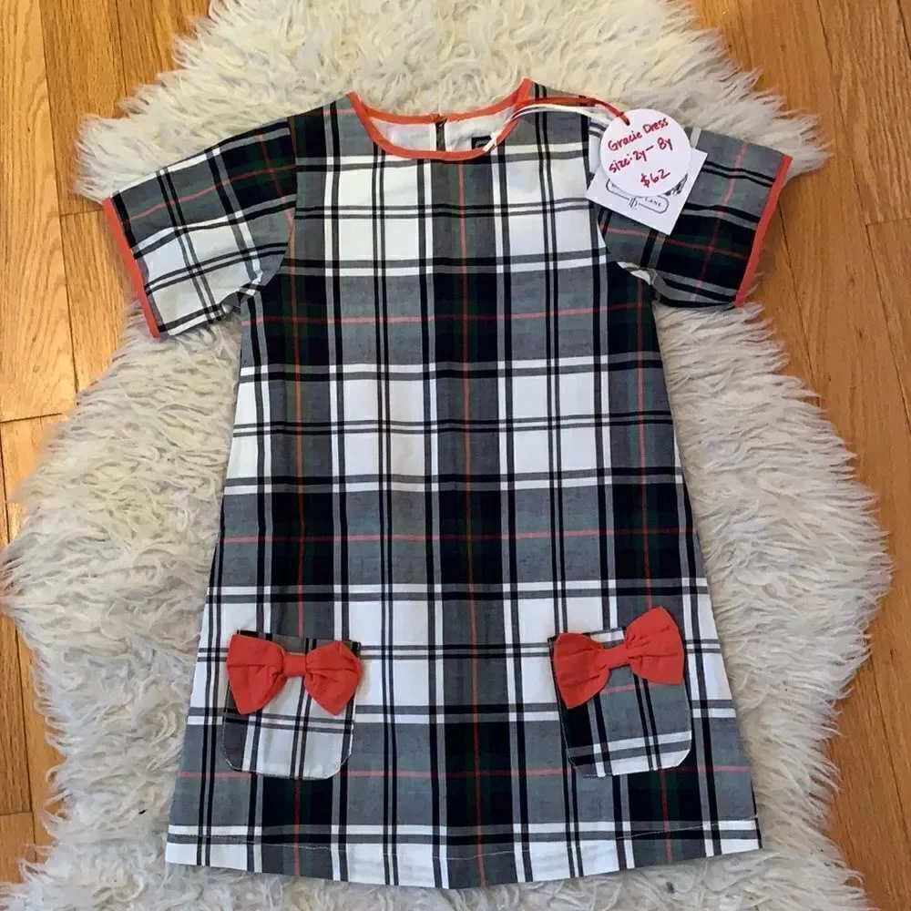 Duffield Lane Girls Gracie Dress in Plaid front Pockets 4 years