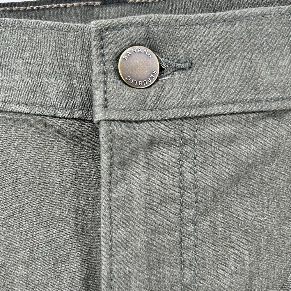 Banana Republic Travel Jeans Mens 40x34 Olive Green Slim Fit Pants NEW