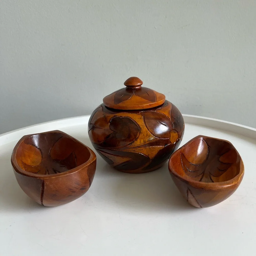 Handcrafted Wooden Lidded Round Bowl And Two Smaller Bowls Art Set Brown Vintage