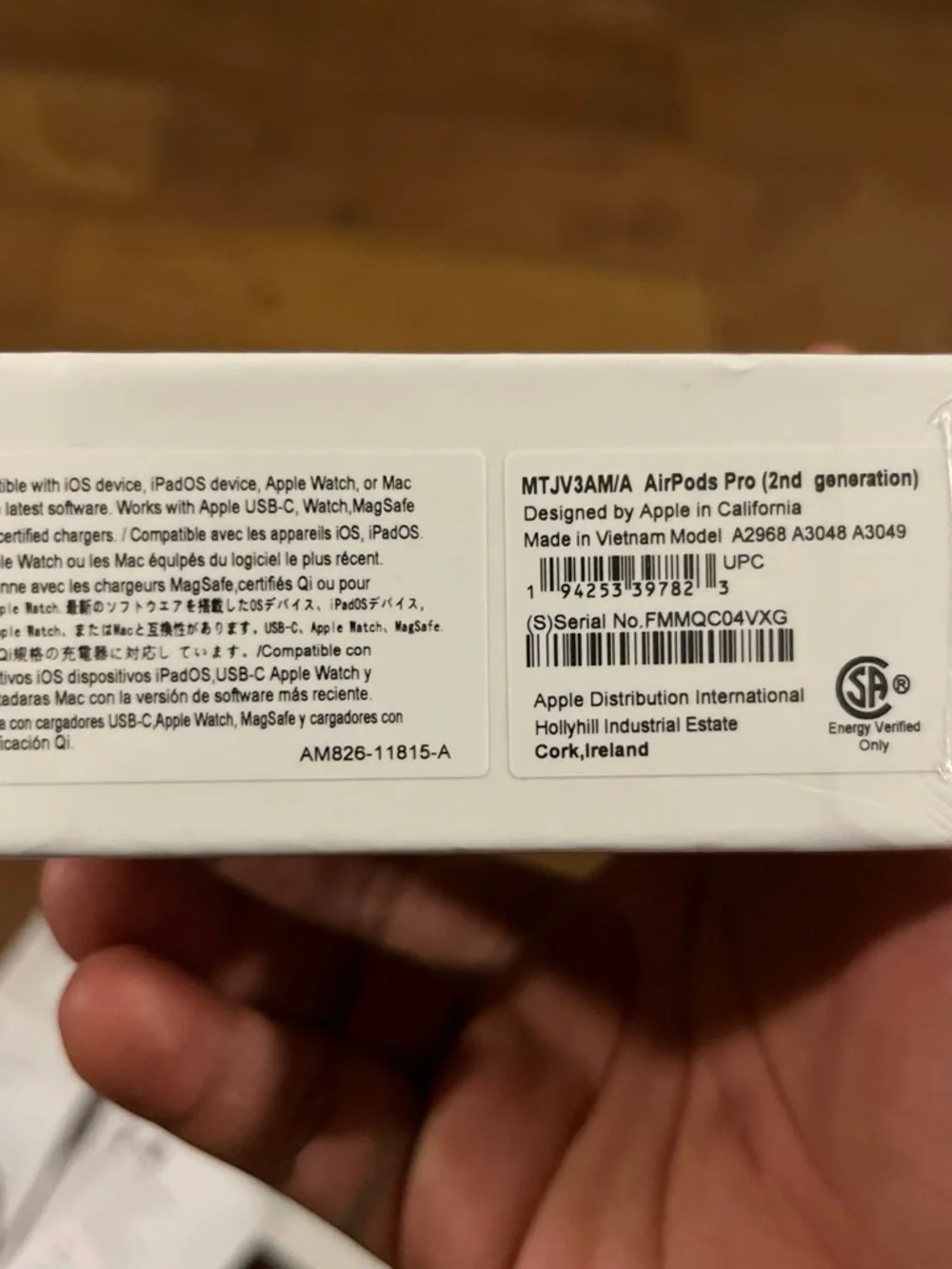 Apple genuine airpods