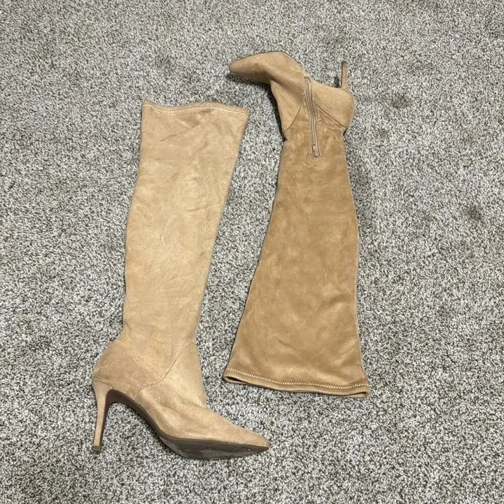 Jessica Simpson stretch supreme