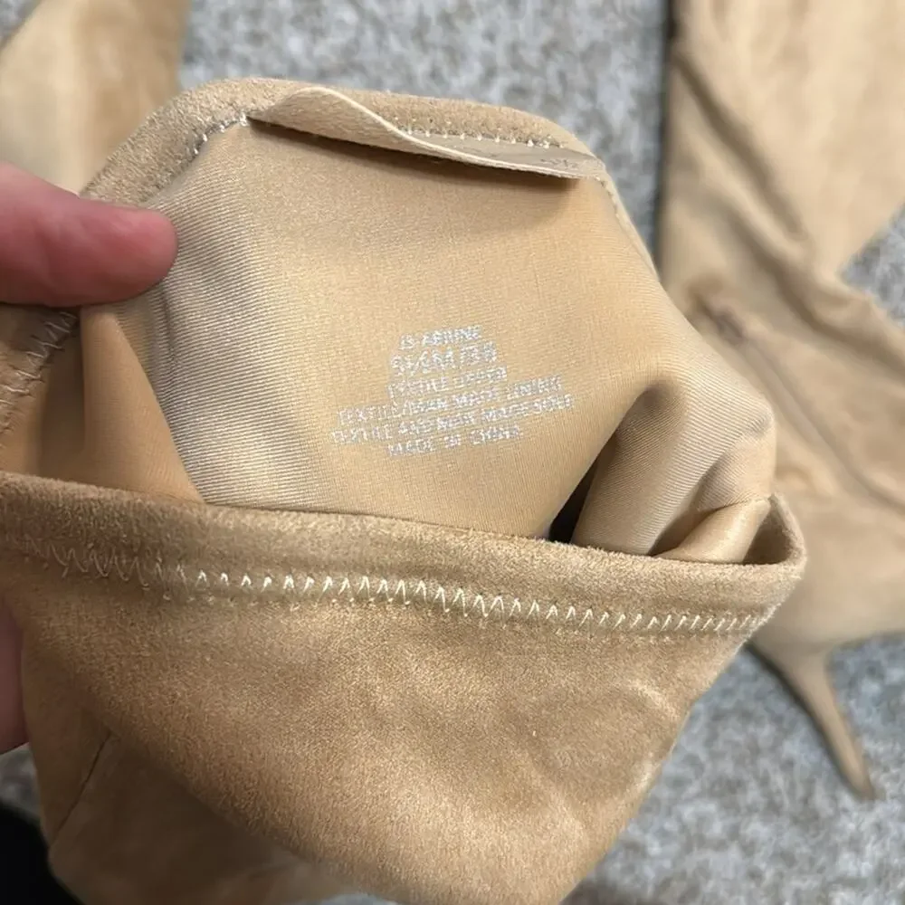 Jessica Simpson stretch supreme