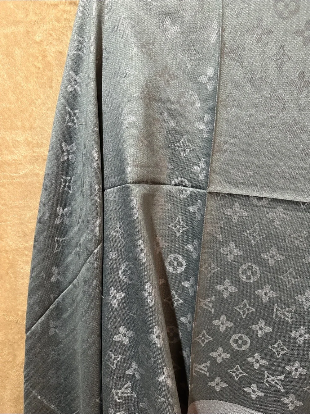 Women’s elegant silver -Grey Monogram Silk Scarf