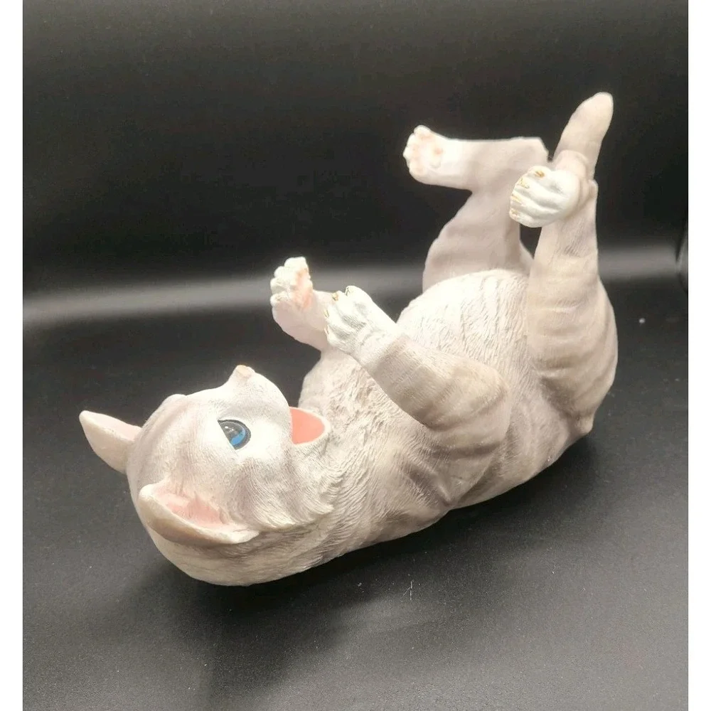 DWK Corporation tipsy gray