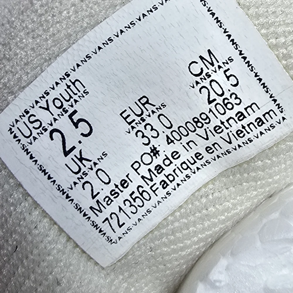 Vans stylish sneakers