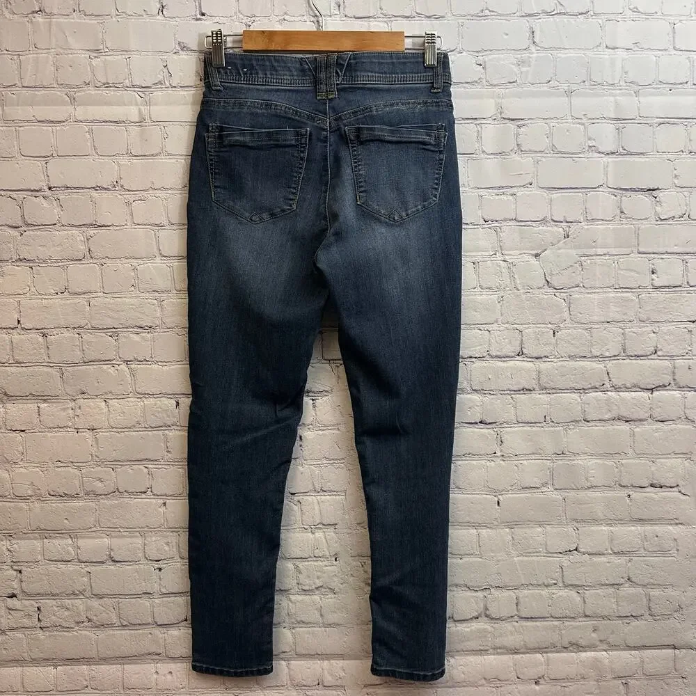 Democracy dark wash