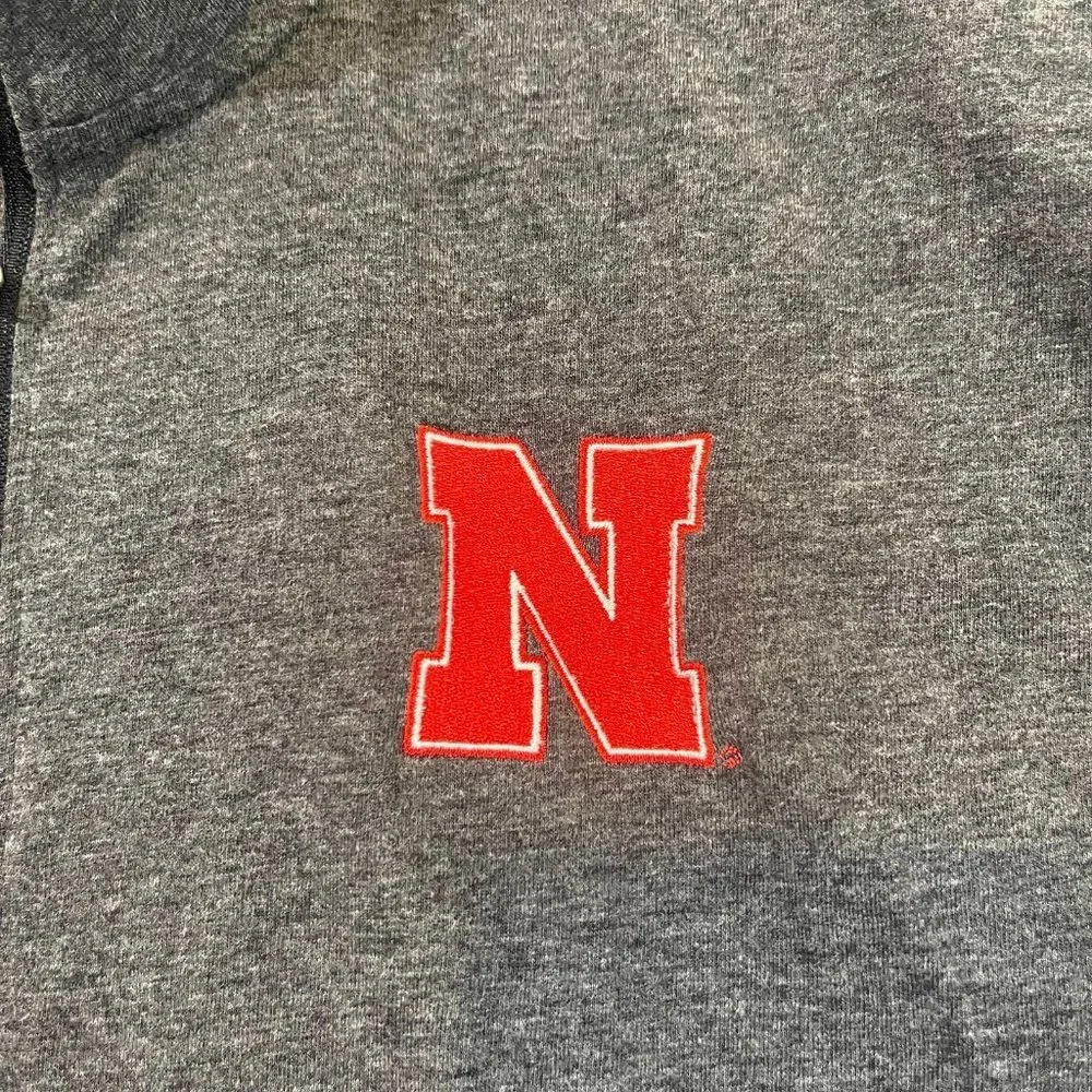 Champion men’s size