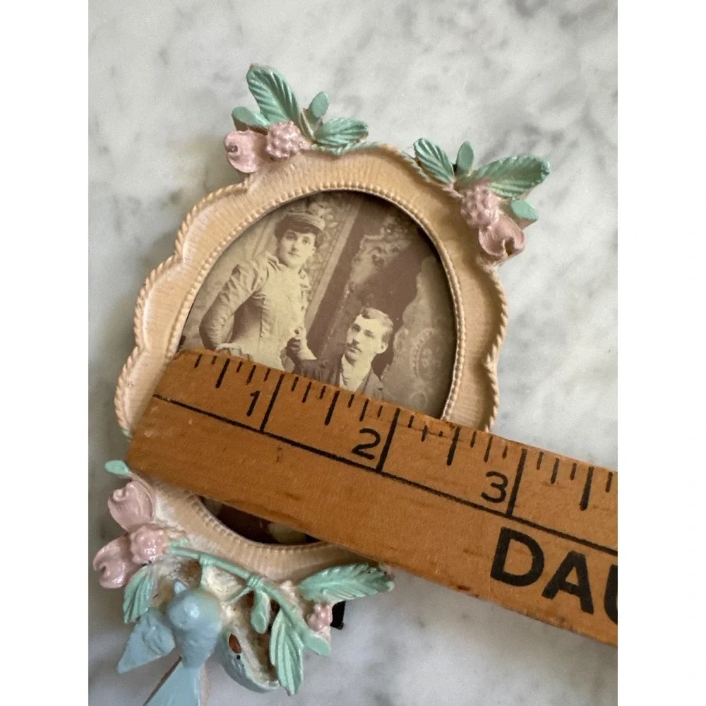 N/A vintage style