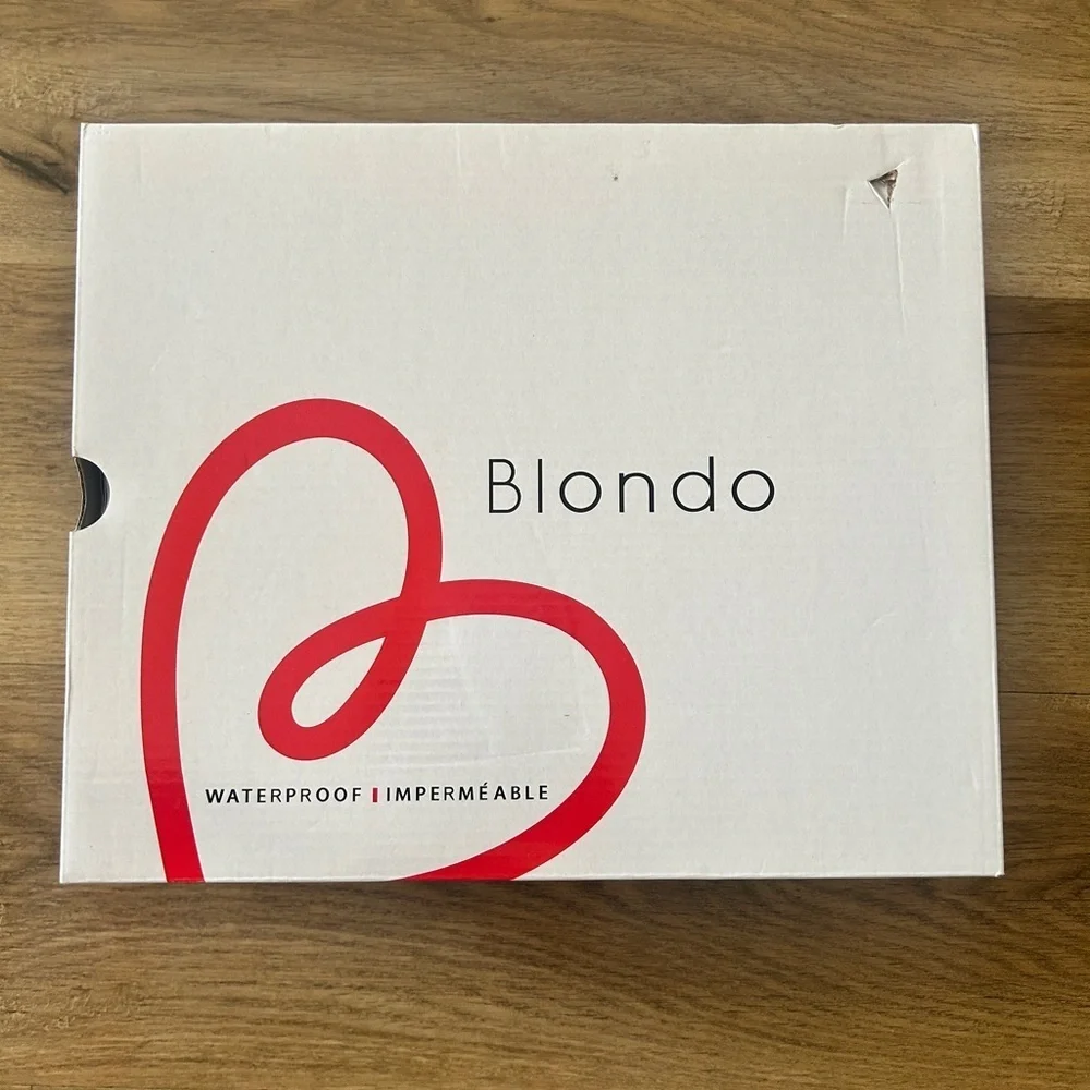 Blondo stay stylish