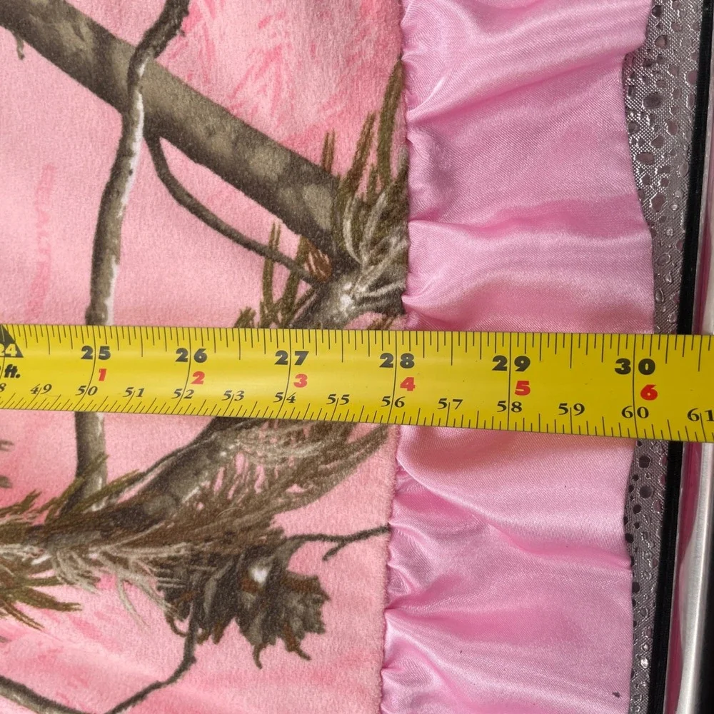 Carstens satin pattern
