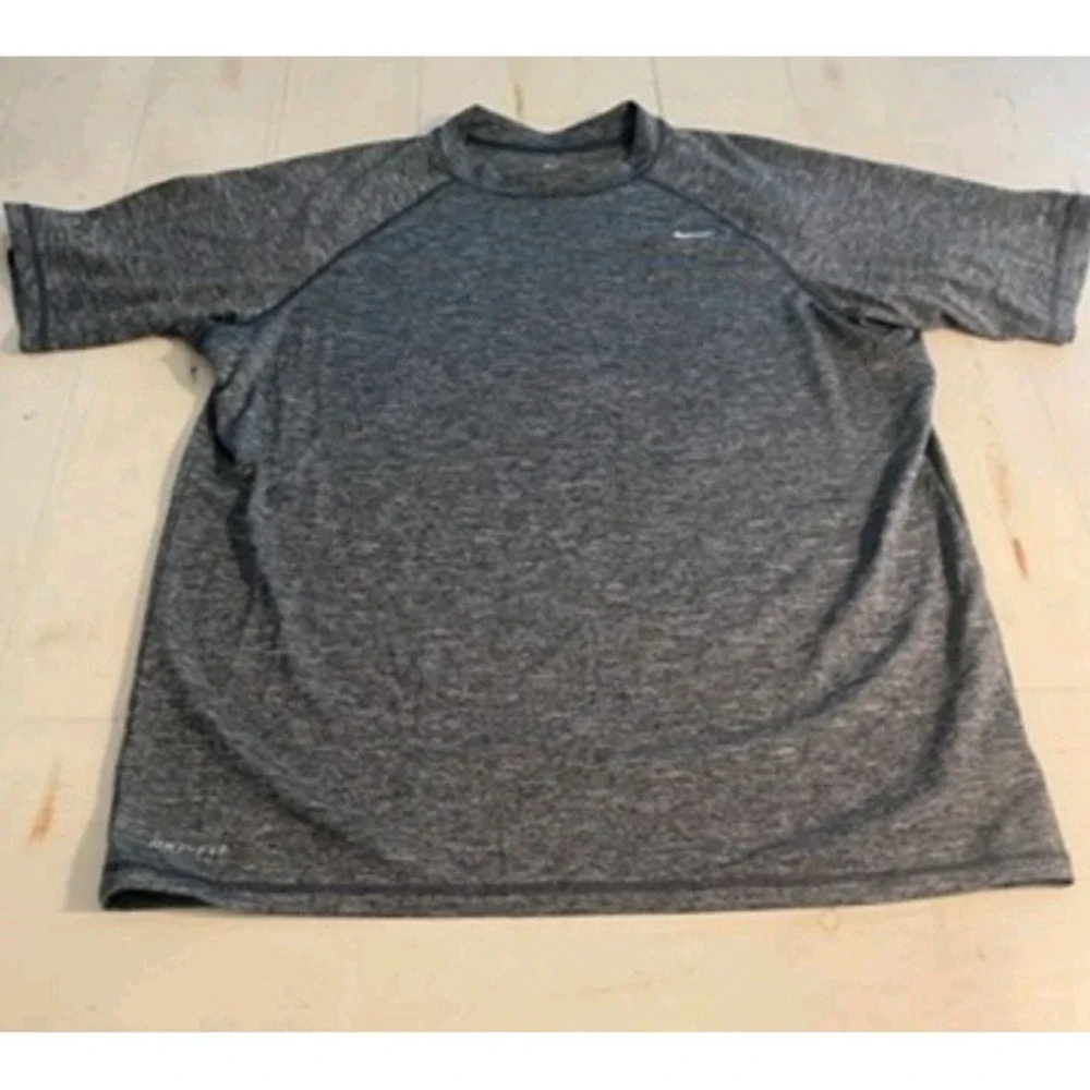 Nike Dry Fit Men's Large Short Sleeve Black & White Heather Large‎