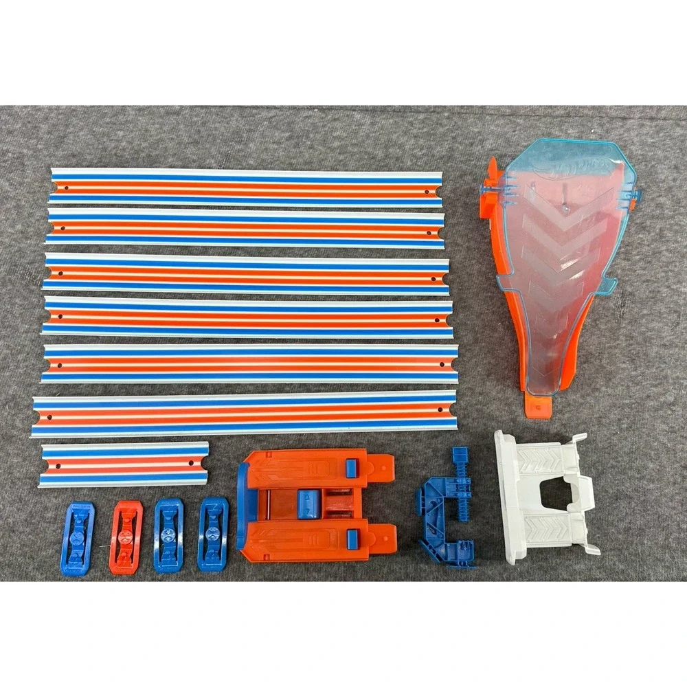 2020 Hot Wheels Flying Customs‎ Drop Race Jump Track Set Complete But No Cars