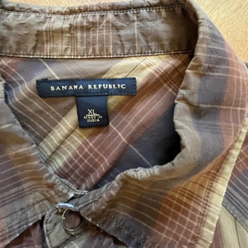 Banana Republic this western