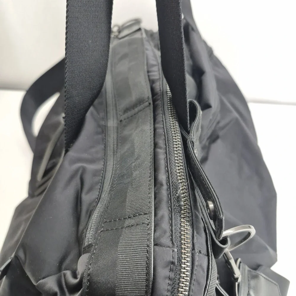 lululemon athletica please review