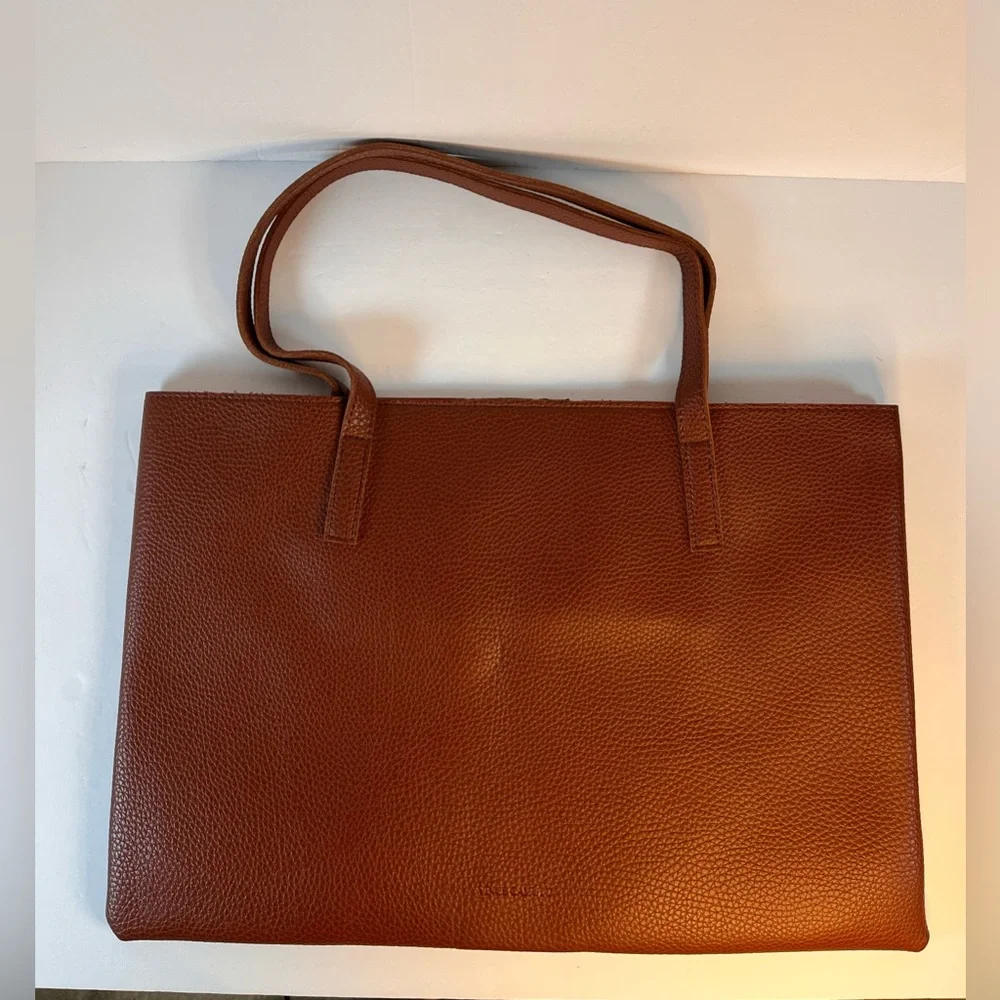 Vince Camuto vince camuto