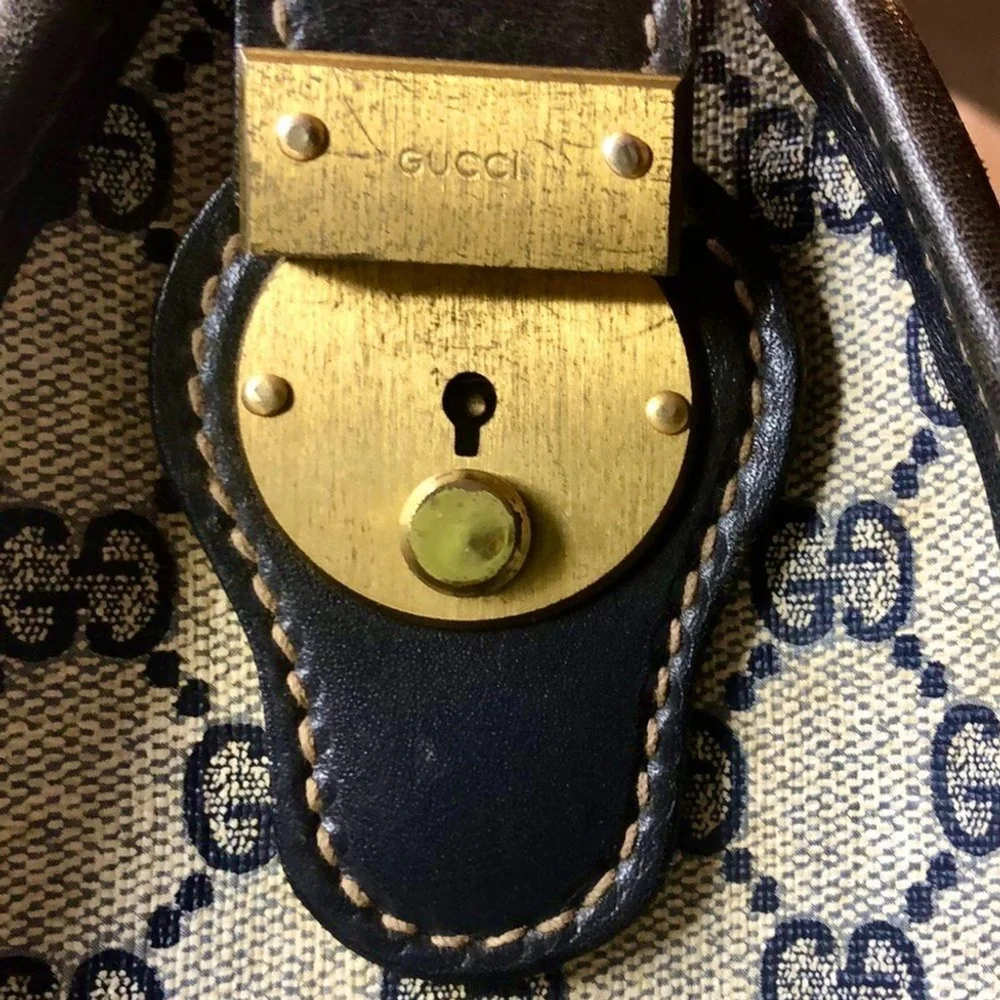 Gucci authentic gg