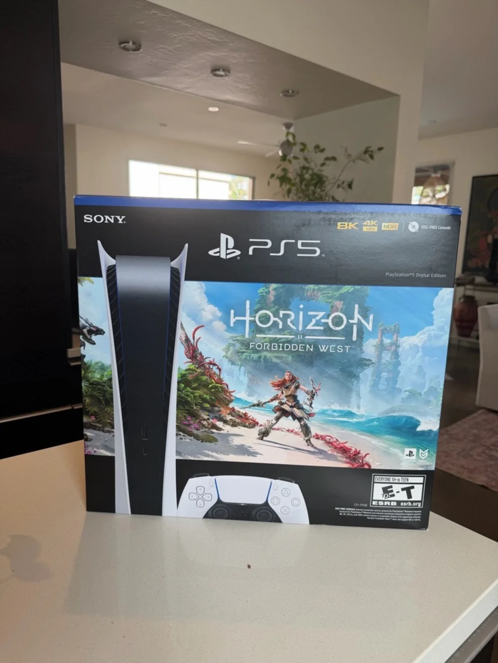 NEW Sony PS5 Digital Edition Console - White & Black with Horizon Forbidden West