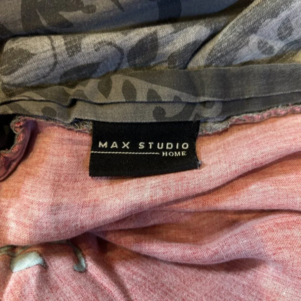 Max Studio max studio
