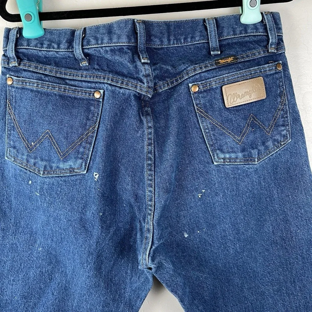 Wrangler 13MWZPW Cowboy Cut Original Fit Men's Jeans Size 36x32 Paint Distressed