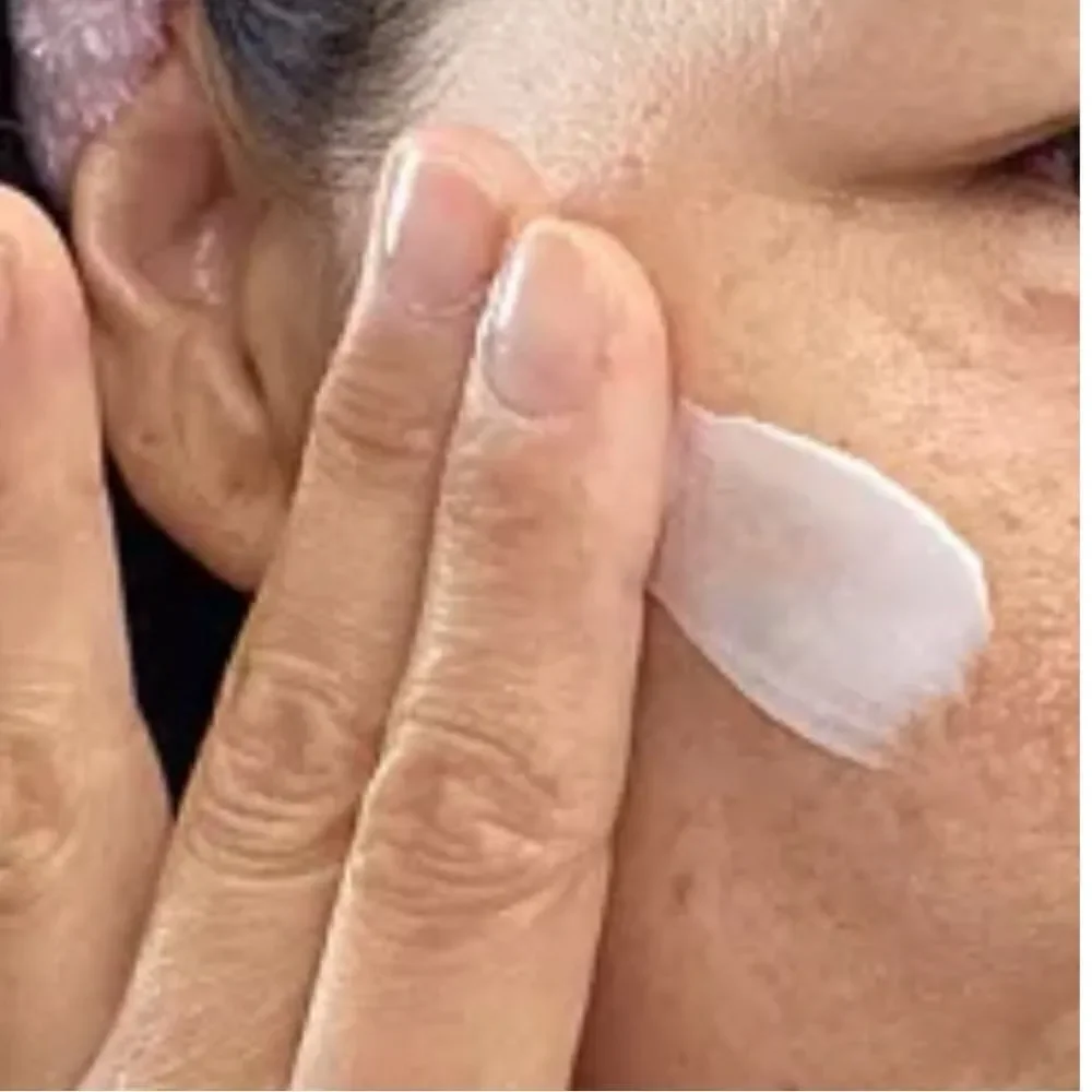 Clinique moisture surge