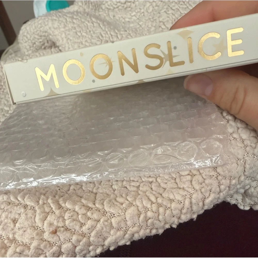 ❤️ 3/$25 MOONSLICE BEAUTY Blushing Moon Blush Palette