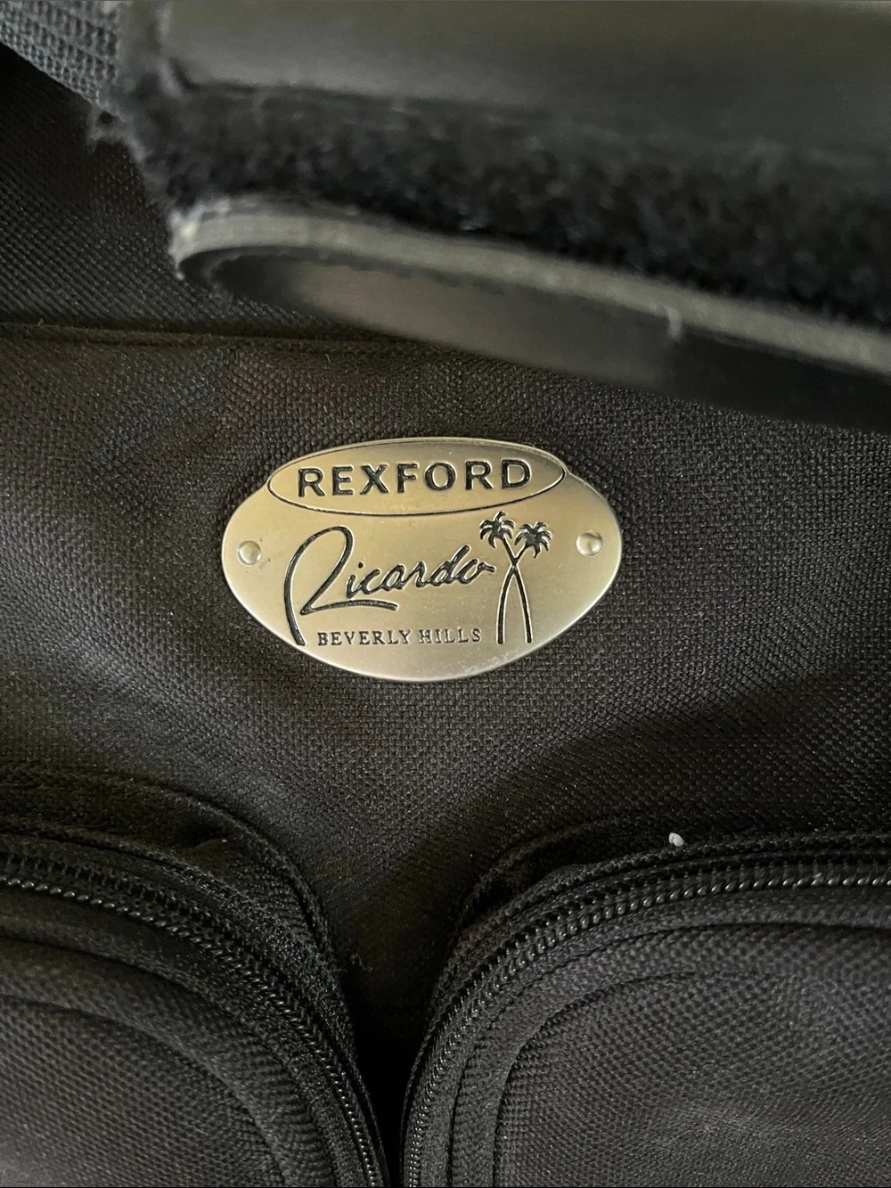 Ricardo Beverly Hills versatile black