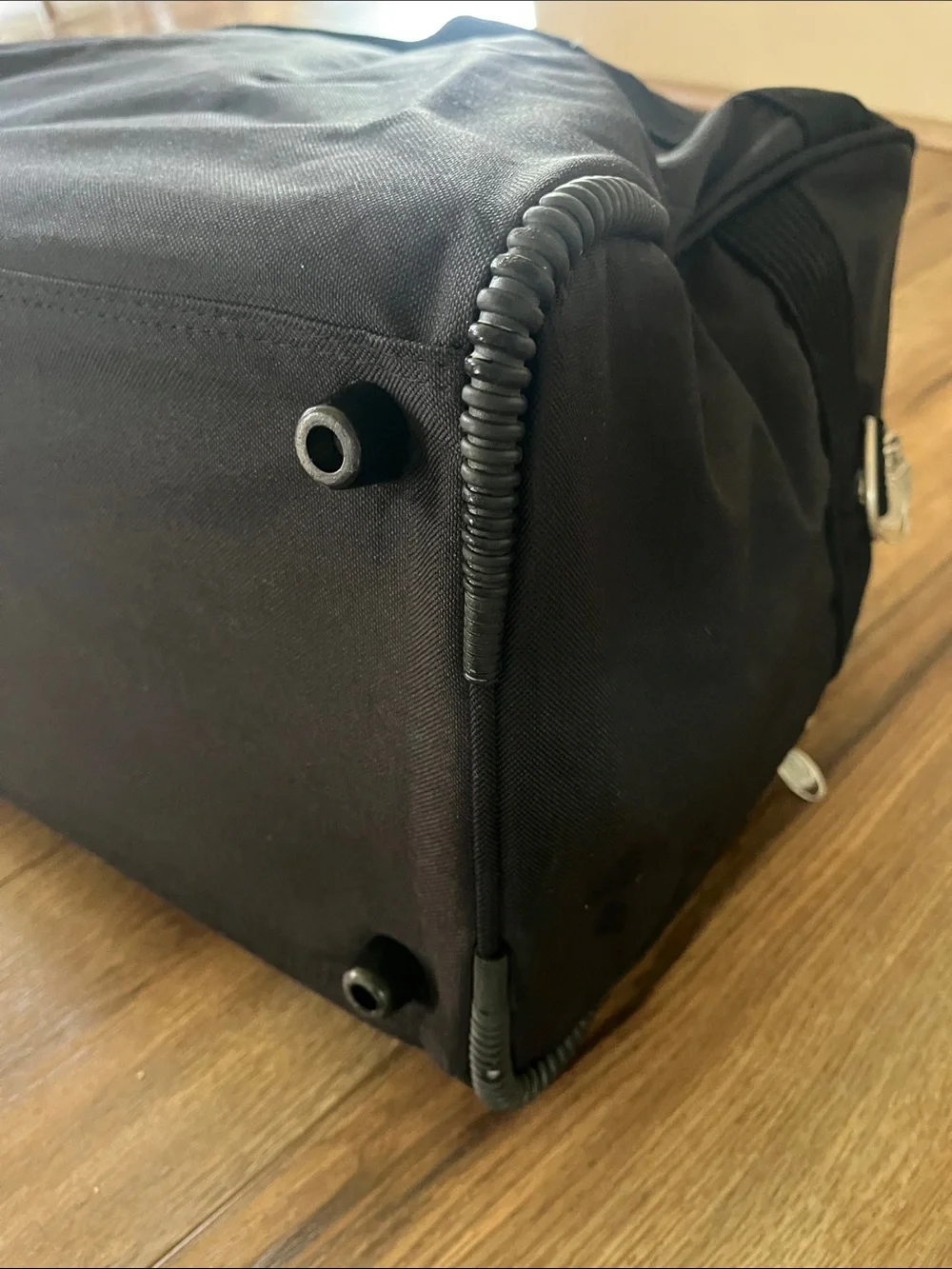 Ricardo Beverly Hills versatile black
