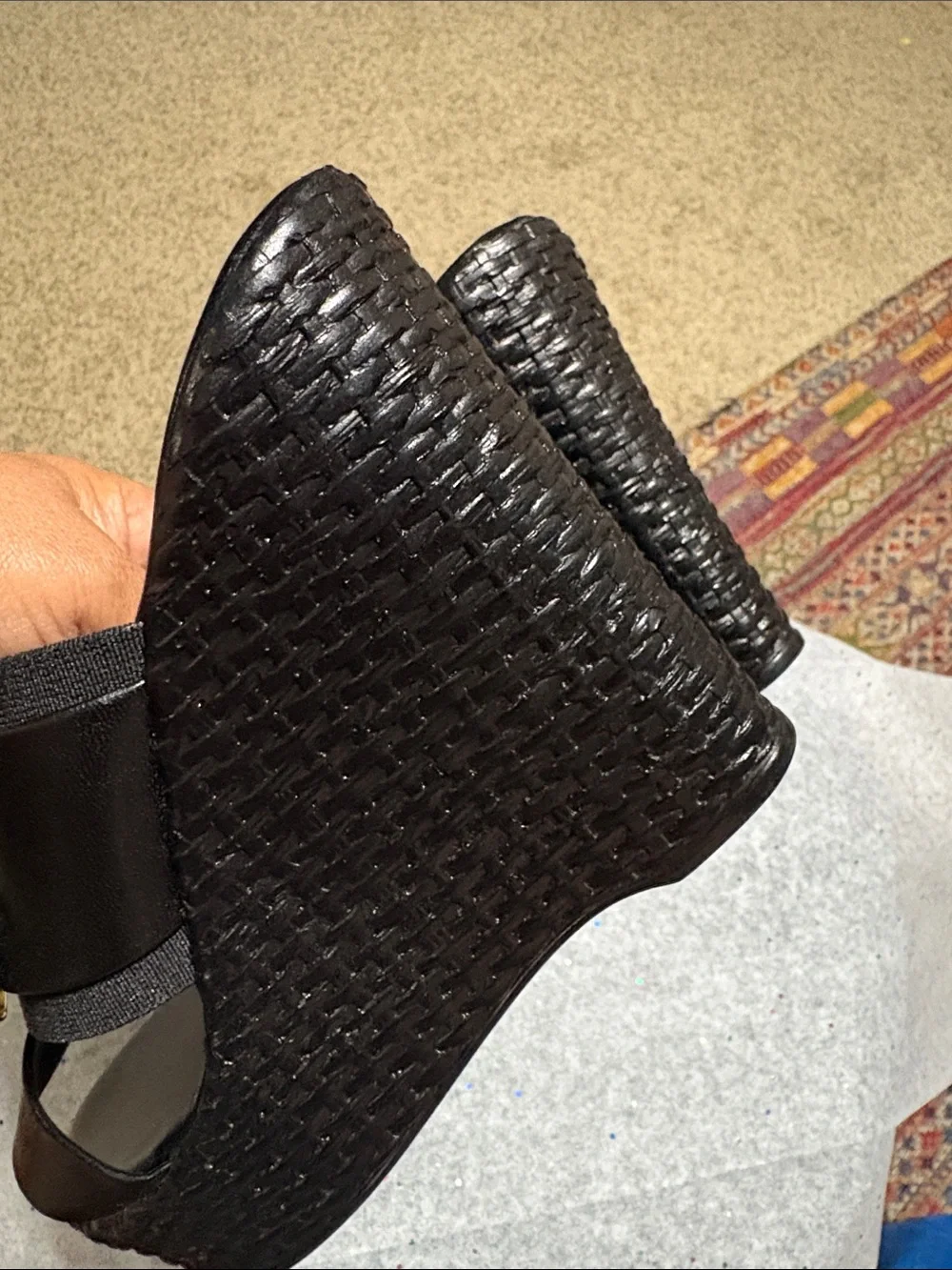 Toscanella black wedge