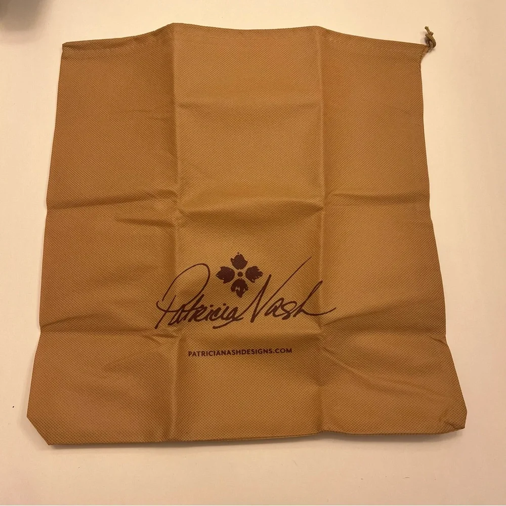 Patricia‎ Nash Dustbag 12x13