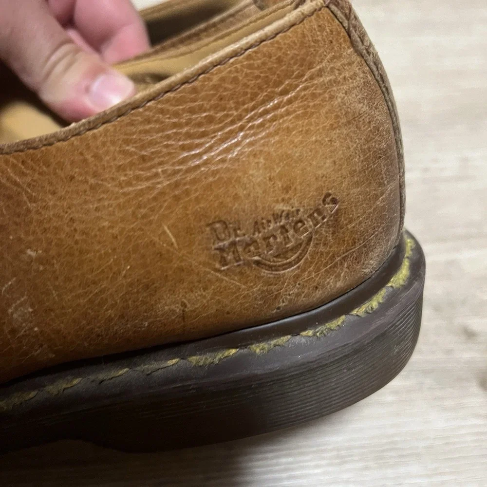 Dr. Martens product pair